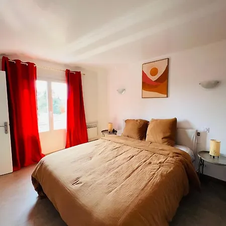 Les Mimosas Spa-jacuzzi Villa *